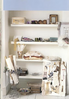 decoration ideas, rafie, shelf, library, modern, sculptures, storage racks, party decoration, hopkins, design, designer, smart solutions, lounge, dining room, desk, clock, mirror, candle holder, black and white, gold, wine cellar, , guitar, disco ball, speaker, carton, paper, recycling, creative ideas