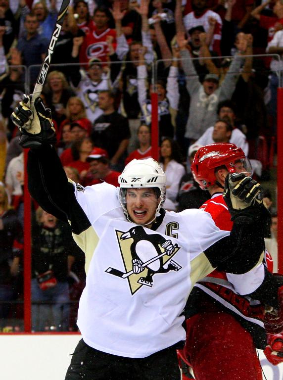 The Sidney Crosby Show Pens 6, Canes 2 ECF Game 3 in Pictures