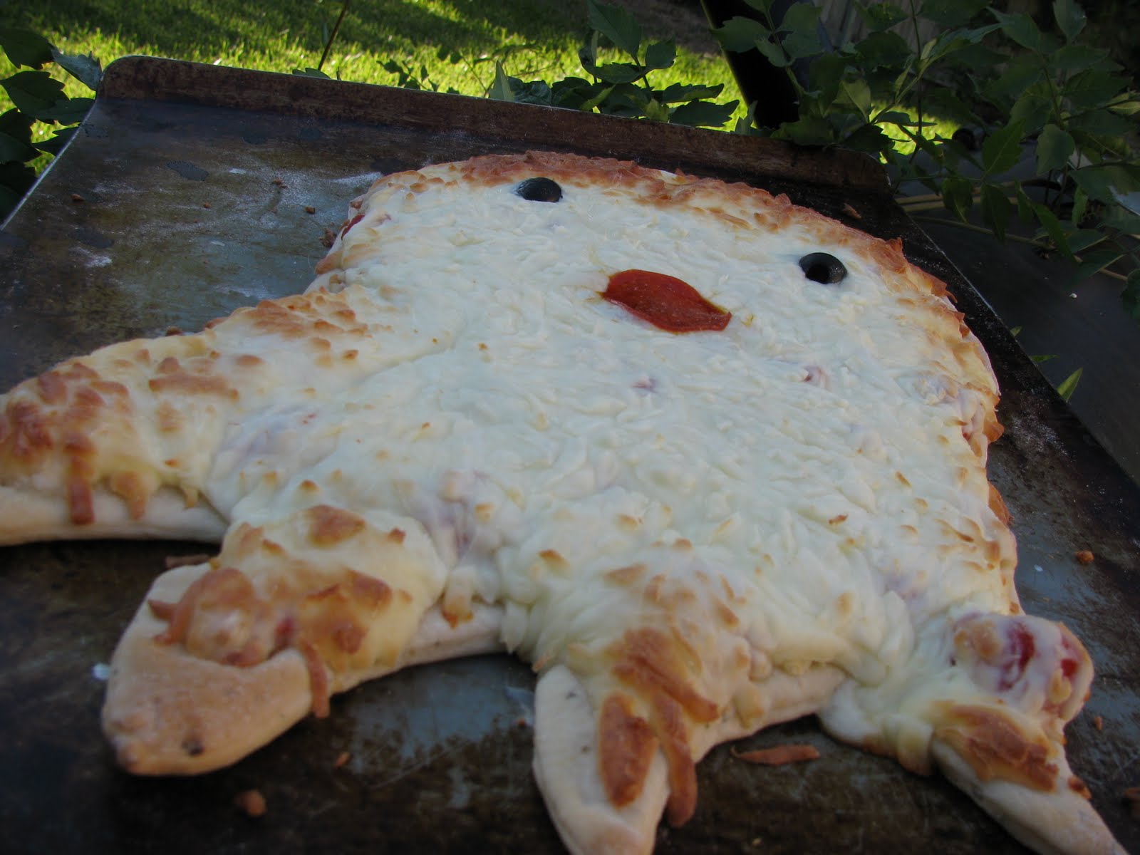 Foodie with Little Thyme! Scary Pizza