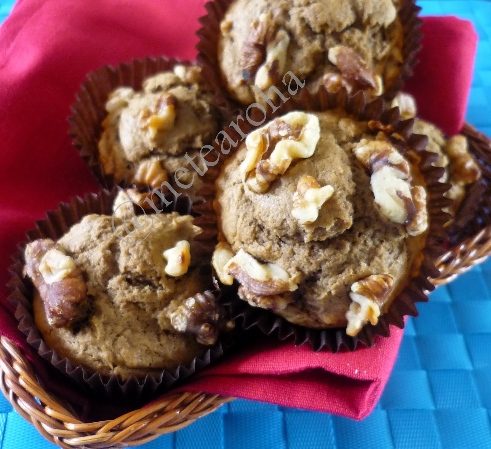 Me Te Aroha: Coffee Walnut Muffins