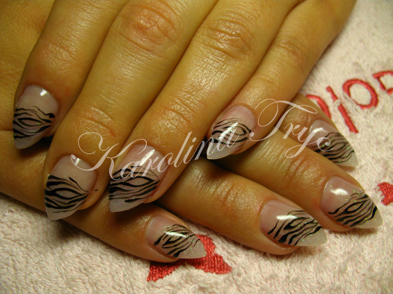 ***NAIL ART *** ACRYLIC *** UV GEL NAILS EXTENSION ***CRYSTAL NAILS