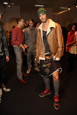 E-masc-U-L8: gratuitous half-naked runway models at the vivienne
