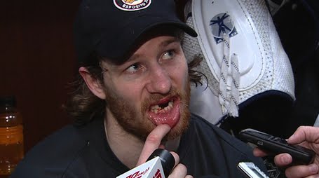 [Image: duncankeithteethpicture_medium.jpg]