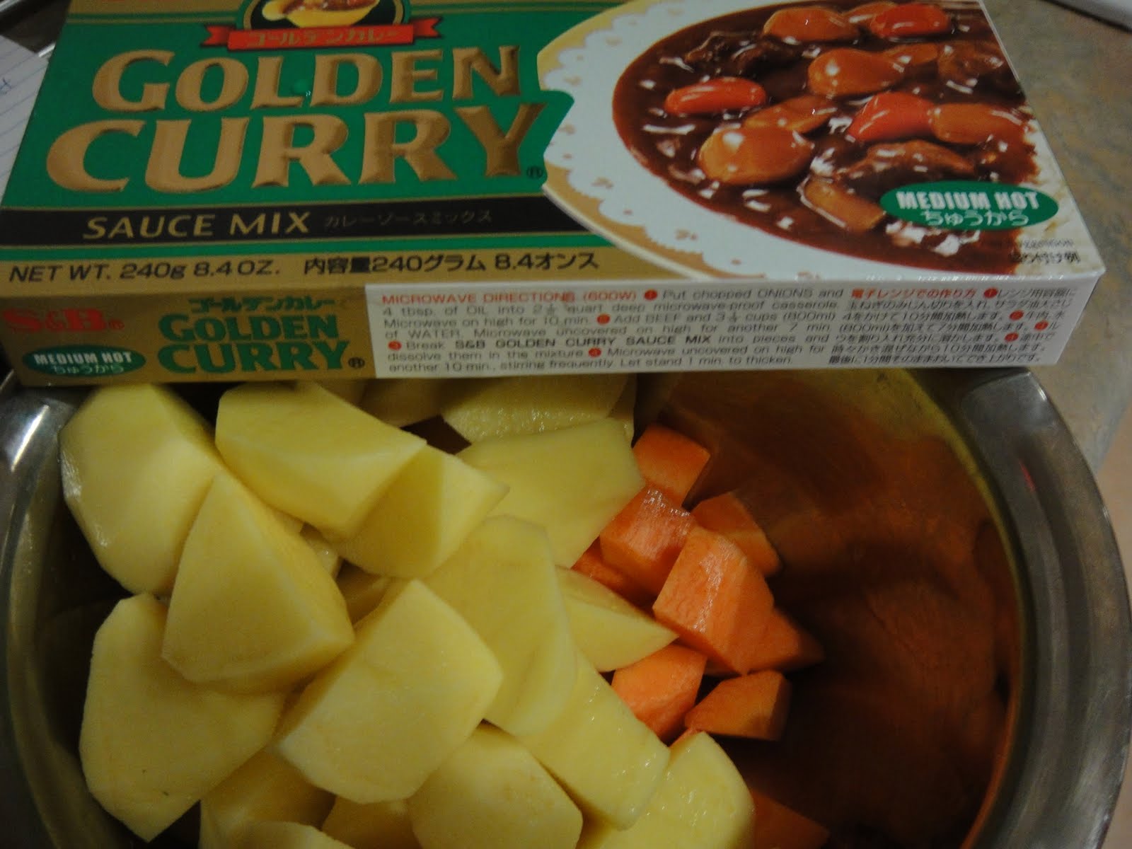 Baking & Cooking Japanese Curry with chicken cubes