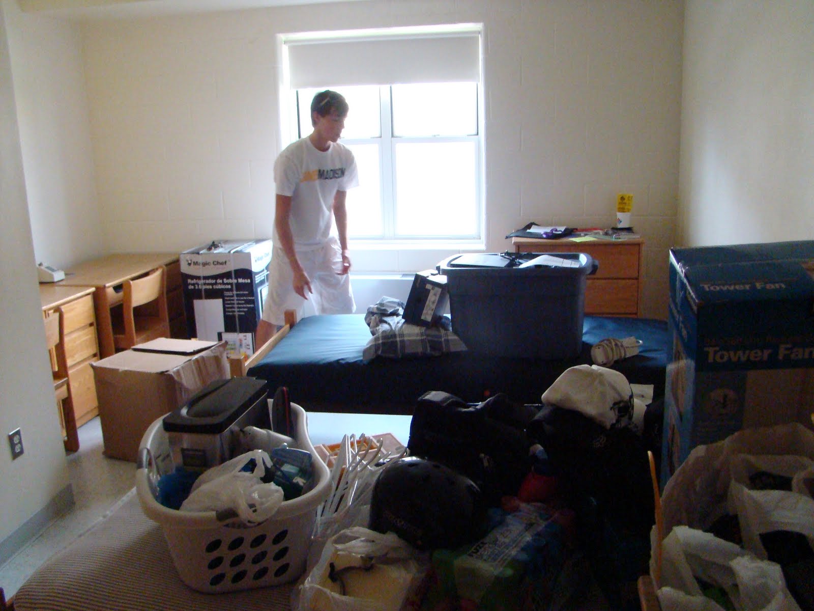 The Holladay Family JMU Move In Day