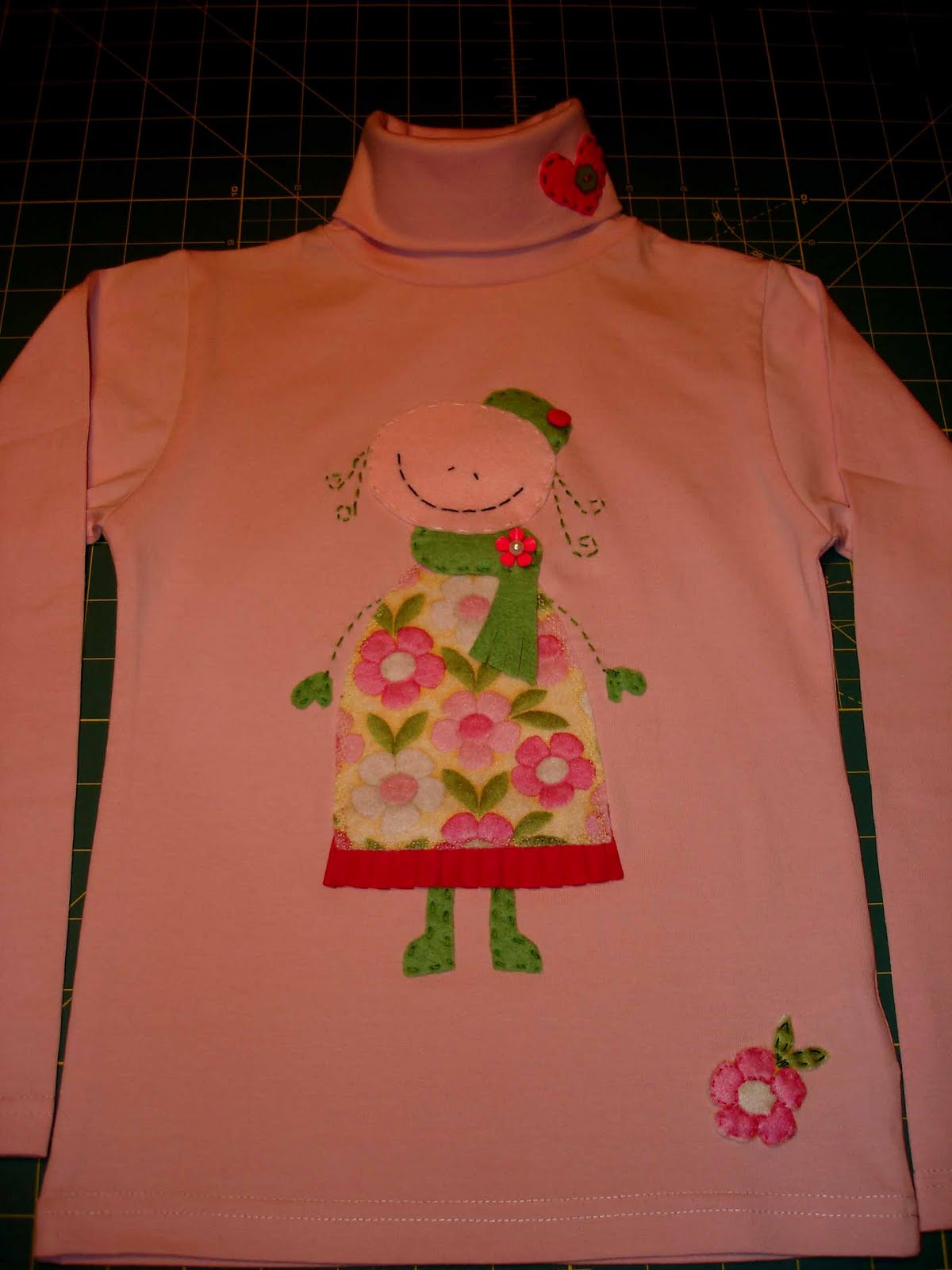 [tshirt+Leonor1.jpg]