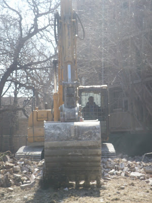 Rogers Park Asbestos at North Shore School demolition