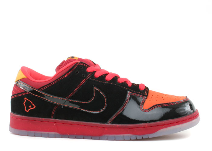 nike dunk low essential