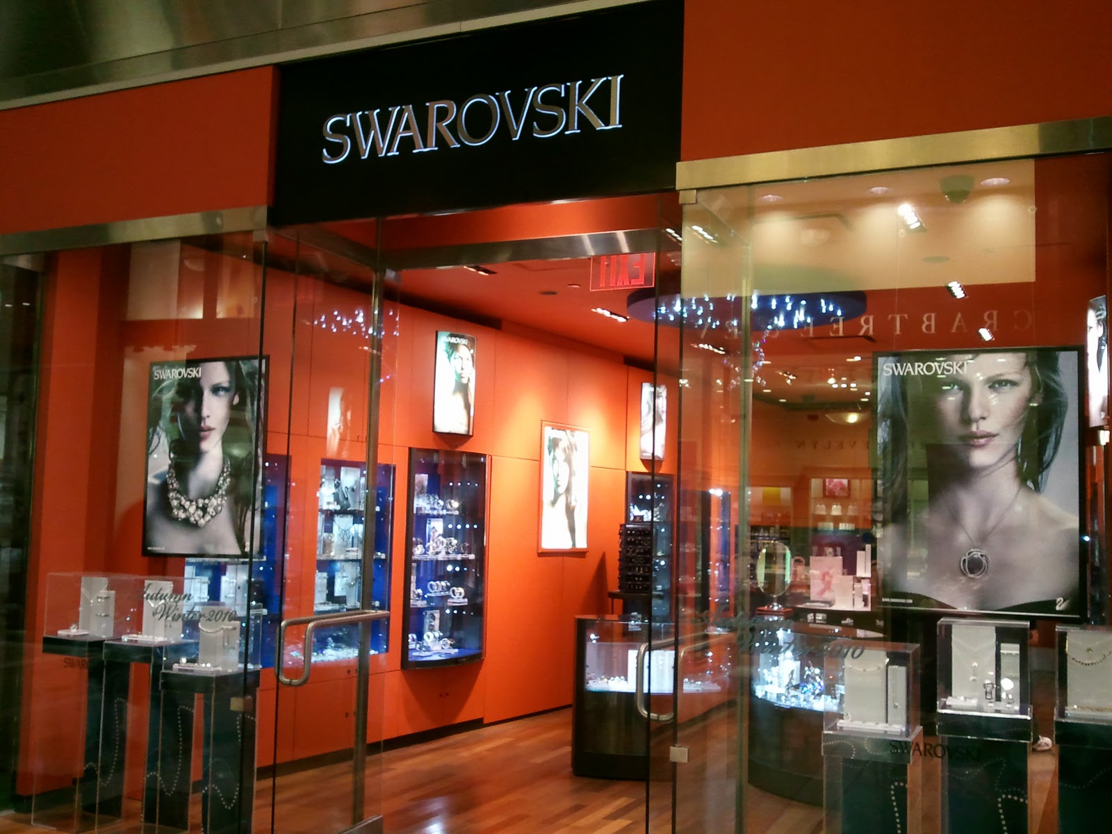 Swarovskijewellery Week 15 Retailing