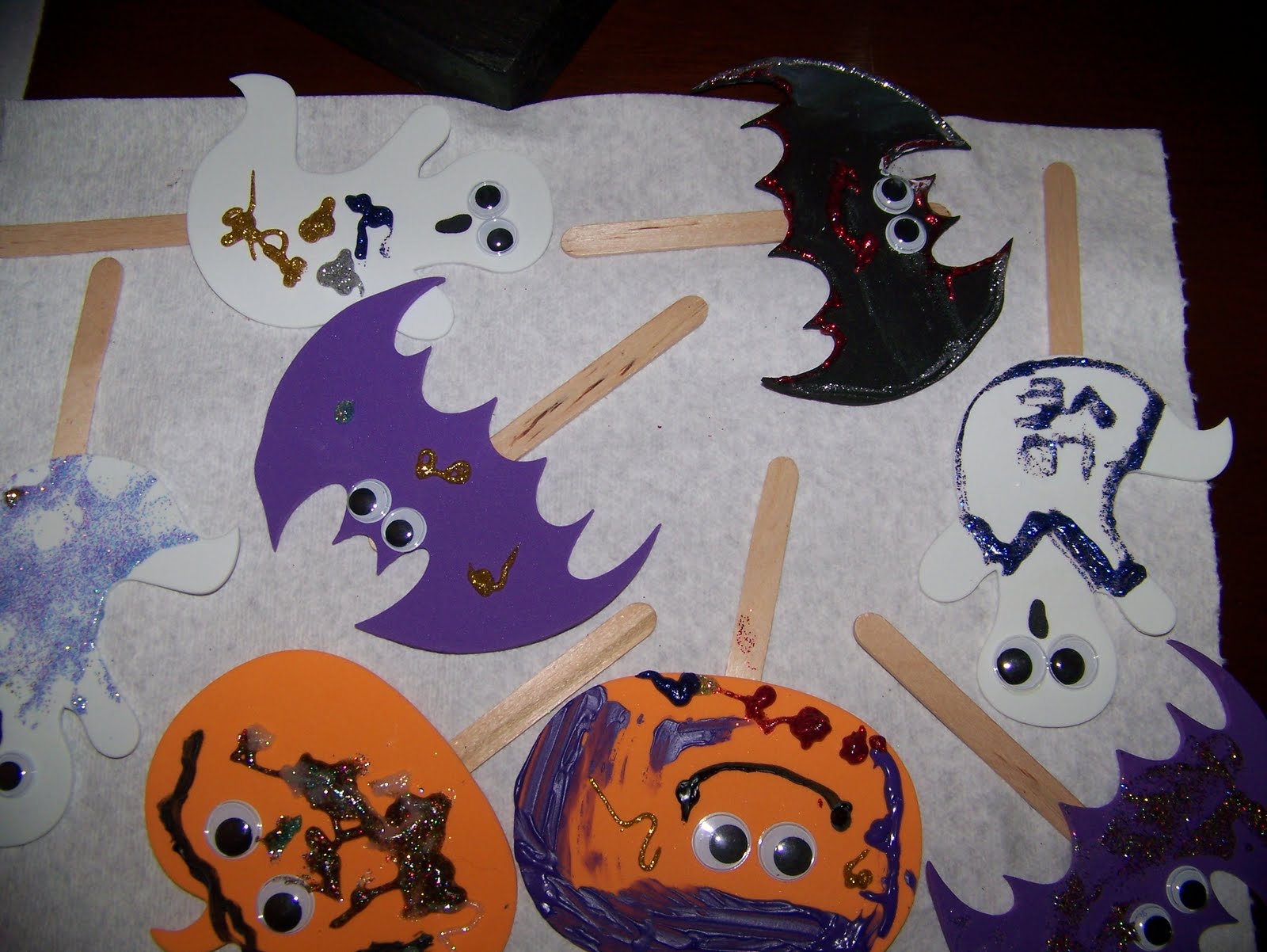 Parenting for the Craft Impaired: Toddler Activities for Halloween