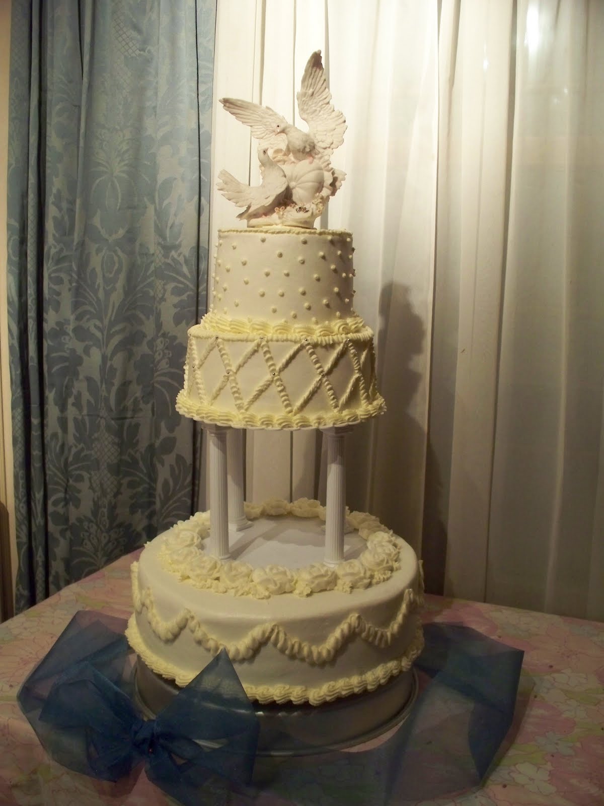 [wedding+cake+015.jpg]