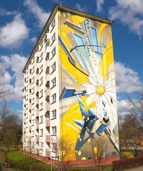 [daim-massive-mural-apartment-graffiti-entire-building.jpg]
