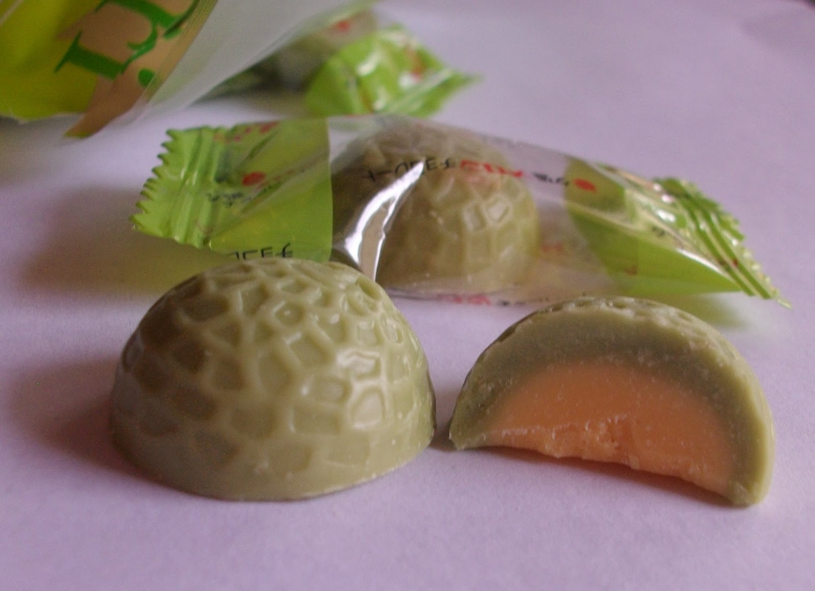 Tasty Japan Hokkaido Yubari Melon Chocolate 北海道夕張メロンチョコレート