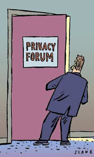 man-peeking-into-forum-cartoon
