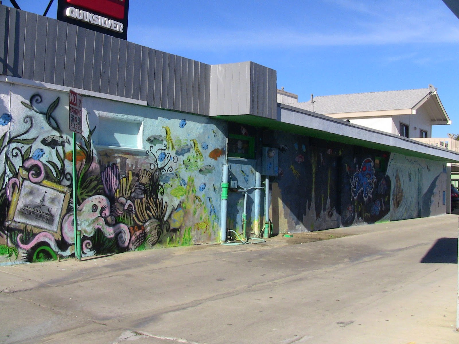 LA Mural Front Sweet new LA Mural Front murals at The Frog House