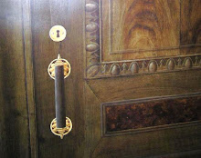 Detalj av Illusionsmålad dörr