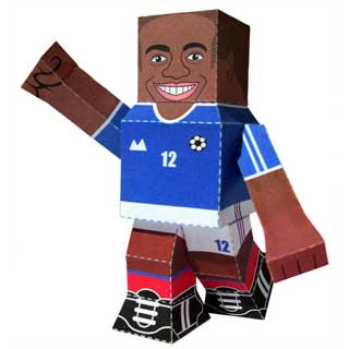 Thierry Henry Papercraft
