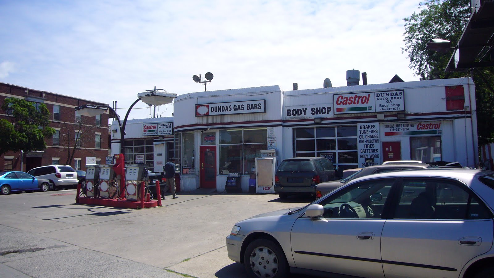lost toronto Old Gas Stations