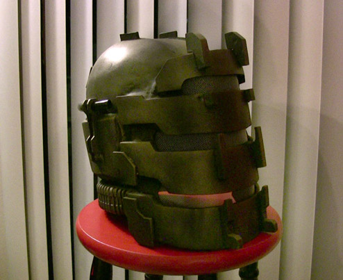 [dead_space_helmet_01_01.jpg]