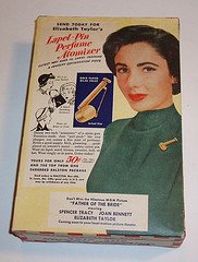 [3197965170_a3315c7366_m.jpg]