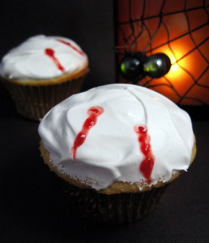 [vampyrecupcake.jpg]