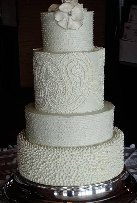 Insane paisley by Wedding Cakes by Jim Smeal