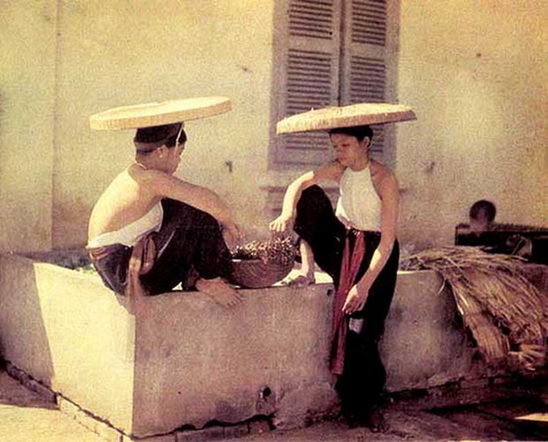 hình phụ nữ Việt nam xưa