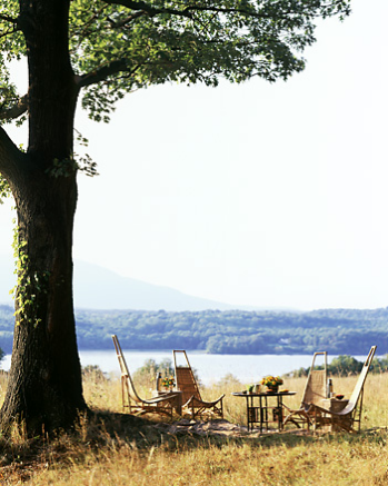 [outdoor+dining_casual+wood+lake_lisa+hubbard+photography.png]