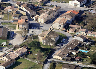 Vue aérienne de l'église de Saint Morillon