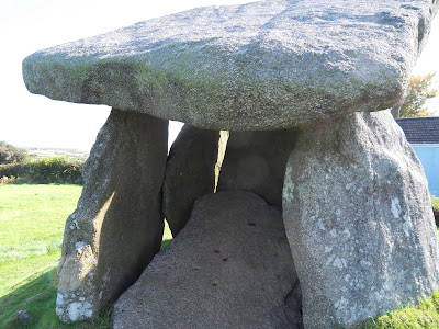 Trevethy Quoit Cornwall west view