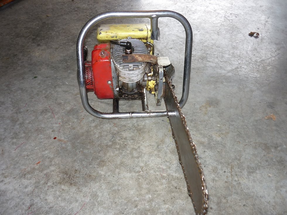 VINTAGE CHAINSAW COLLECTION TITAN 30