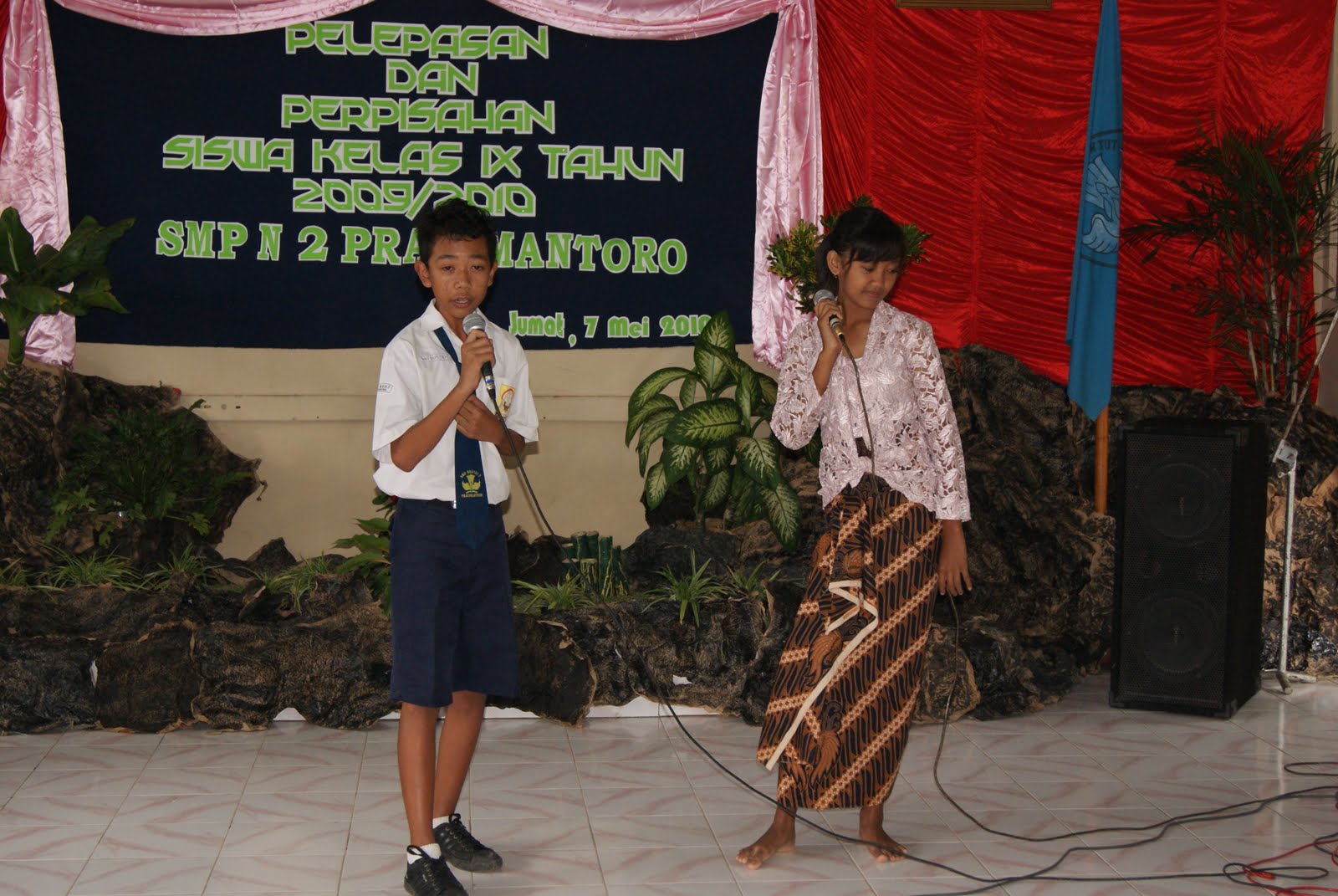  SMP  NEGERI 2 PRACIMANTORO SEKOLAH ADIWIYATA NASIONAL 