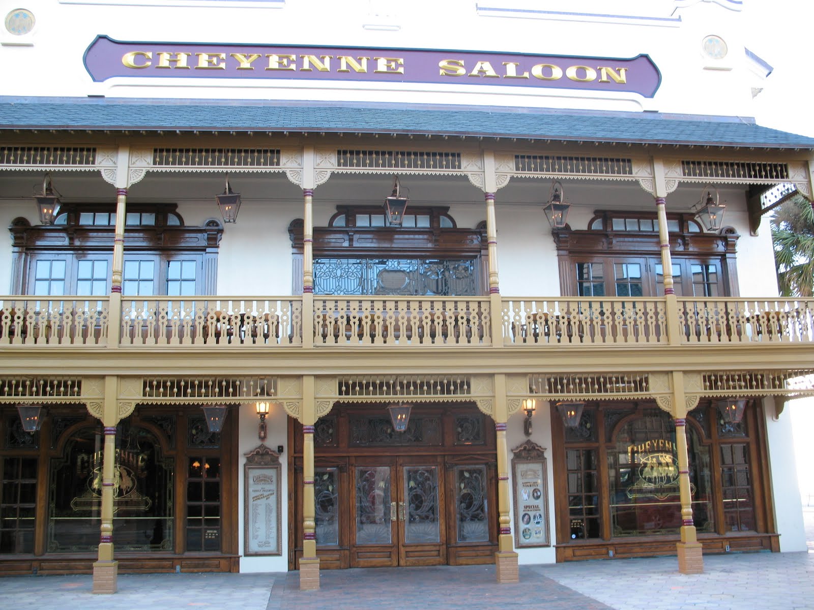 [Cheyenne+Saloon.JPG]