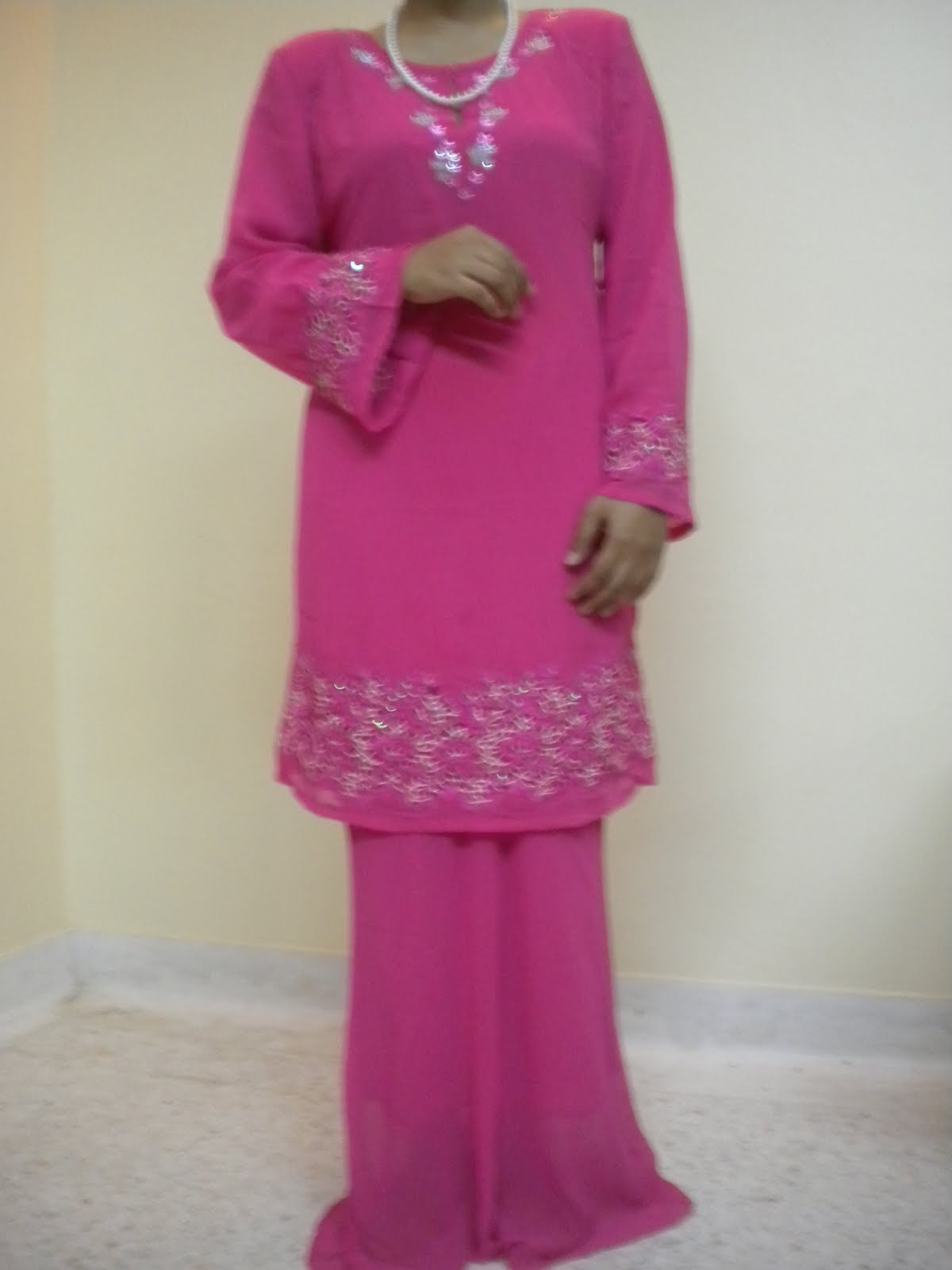 Baju Kurung Moden Warna Hitam / baju kurung malaysia moden corak batik