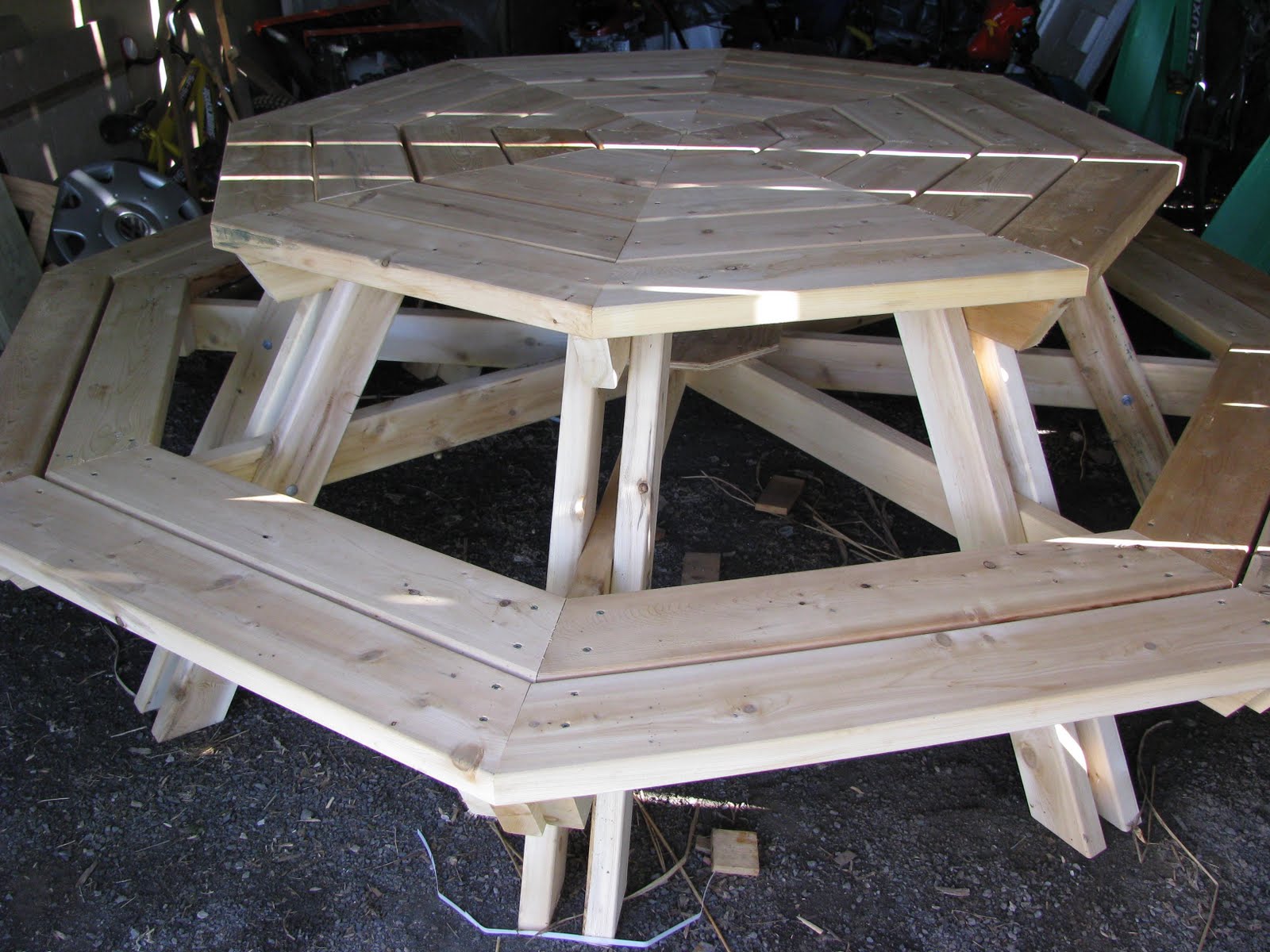 Cherche plan pour table à picnic