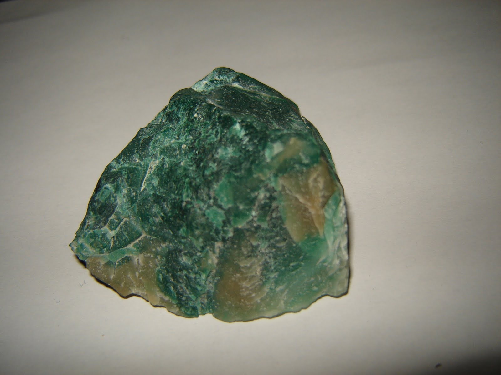 Roci, minerale şi pietre preţioase: Fluorină