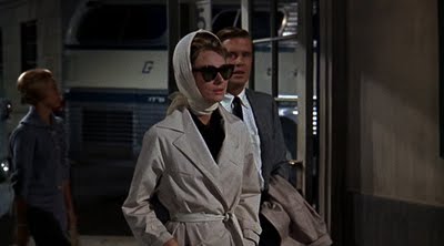 [Audrey+Hepburn+Trench+Coat.jpg]