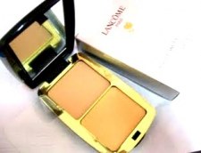 Lamcome Paris Compact Powder  UNTUK BORONG SHJ.