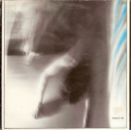 [R-405572-1210787691.jpg]