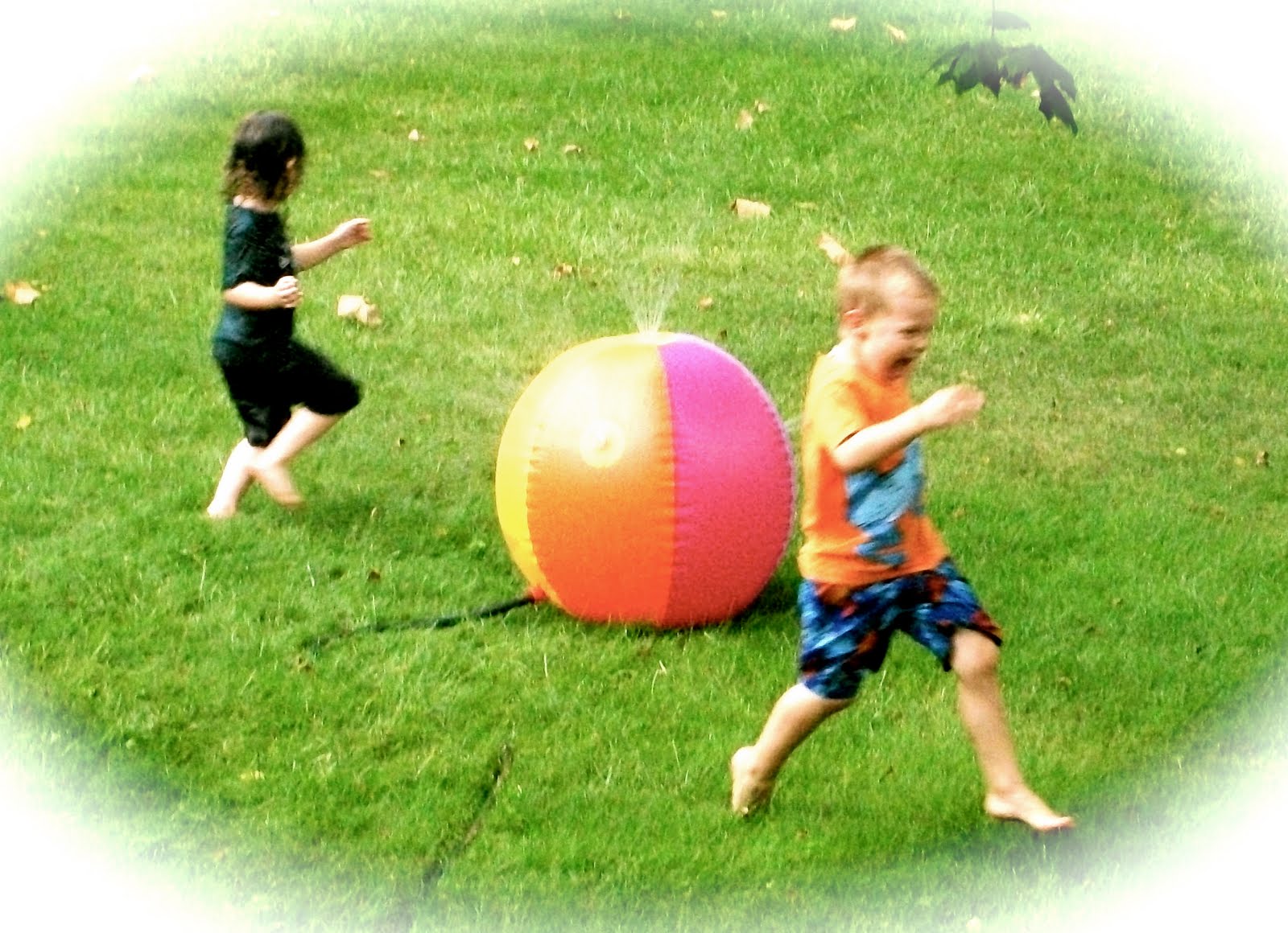 Funmoms Move Sprinkler Fun