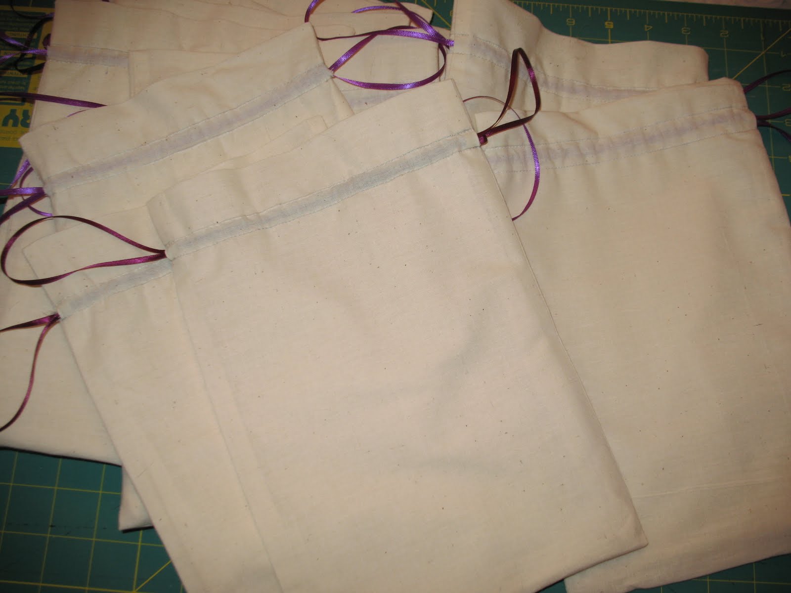 Artsy Fartsy: Loot bag...