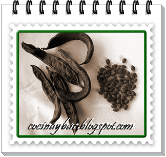 COCINA Y BAR: ALGARROBA