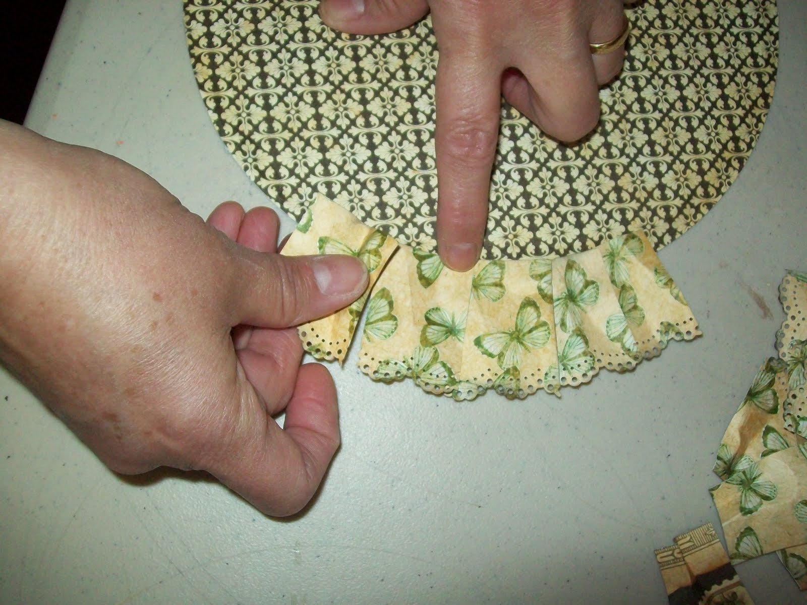 She's a Sassy Lady: How to make your own Doily