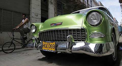 [cyclist+passes+1.jpg]