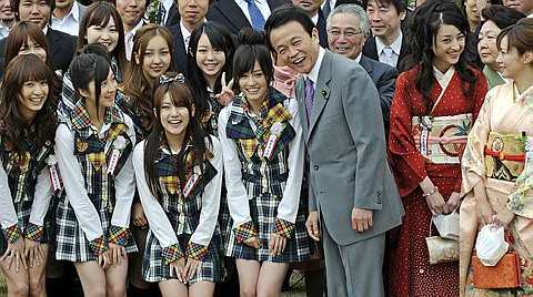 [cherry+blossoms+2.jpg]