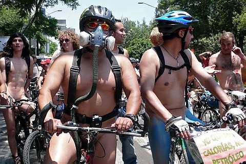 [naked+cycling.jpg]