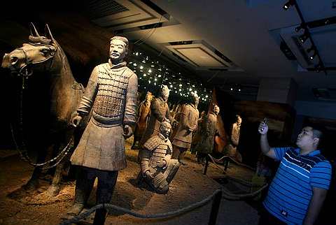 [Chinese+visitors2.jpg]