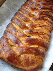 À GRANDE QUITANDEIRA ZEZÉ -EZELITA MOREIRA LUZ