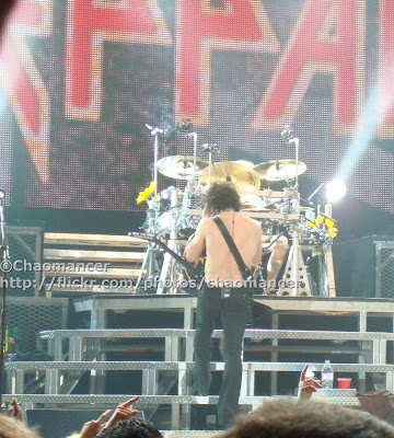 Def Leppard: February 2009
