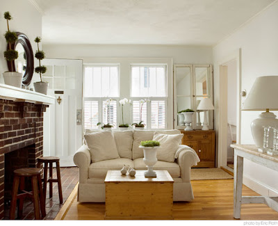 Living Room Inspiration Pictures on An Urban Cottage  Living Room Inspiration